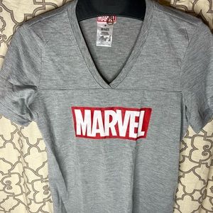 Marvel Comics Women's Brick Logo Medium M Grey V-Neck Shirt team jersey